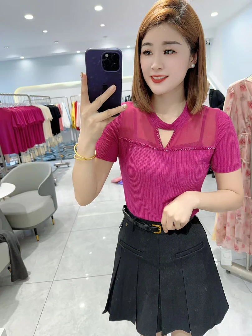 洋气重工艺小心机网纱上衣