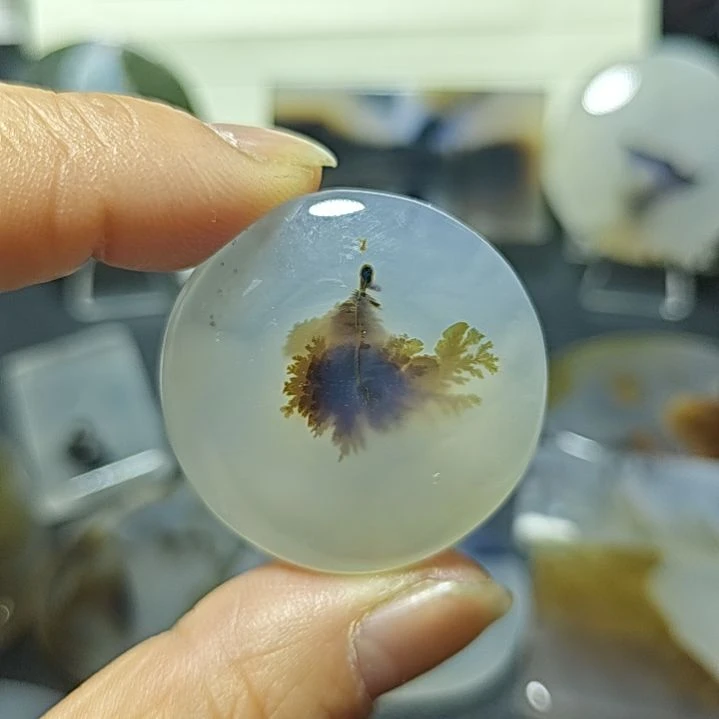 玛瑙/玉髓未镶嵌珠宝奇石