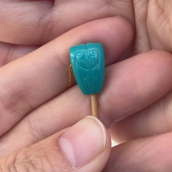 绿松石未镶嵌珠宝奇石9.3