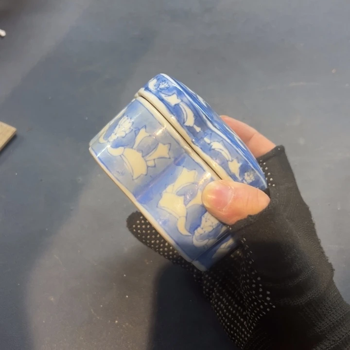 瓷片龙**庄拾六家的瓷器瓷器