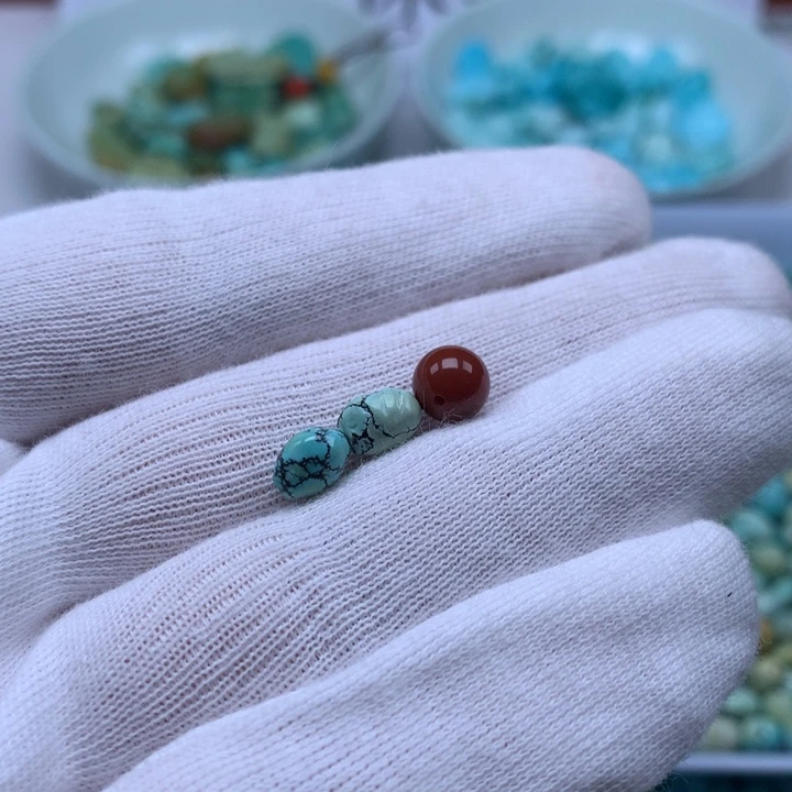 南红玛瑙未镶嵌珠宝奇石