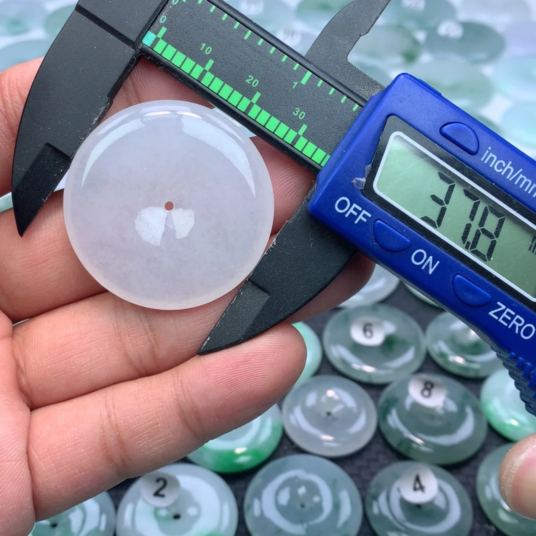 翡翠颈饰未镶嵌缅甸天然A货翡翠