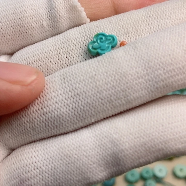南红玛瑙未镶嵌珠宝奇石