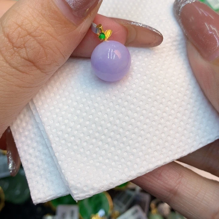 颈饰18K金镶嵌翡翠天然翡翠