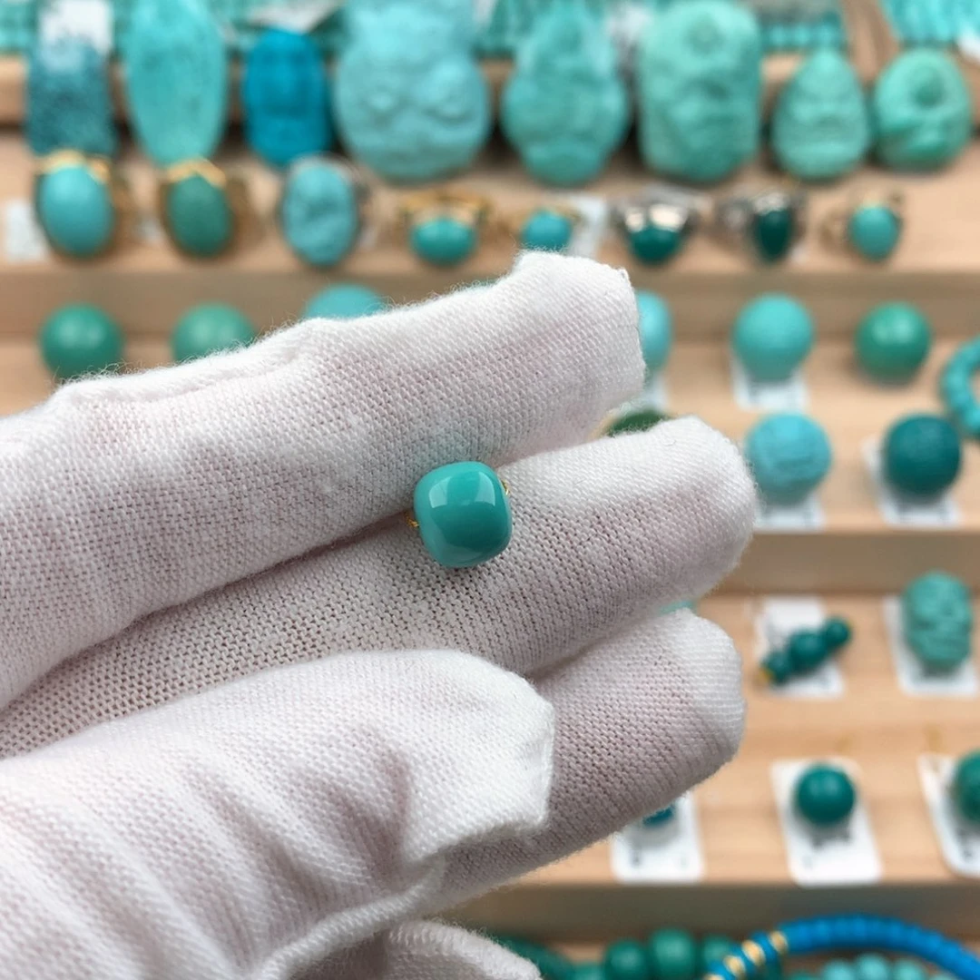 绿松石配饰未镶嵌8.1-7.5