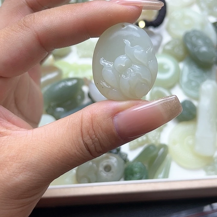 【闪购商品】和田玉未镶嵌颈饰