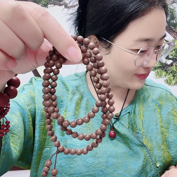 依***洛鳄梨帐中香0.6的108颗