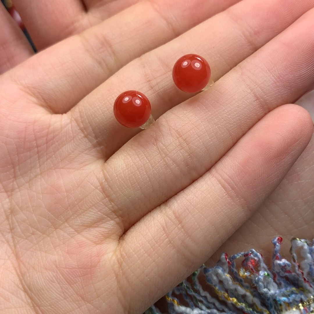南红玛瑙18K金镶嵌耳钉