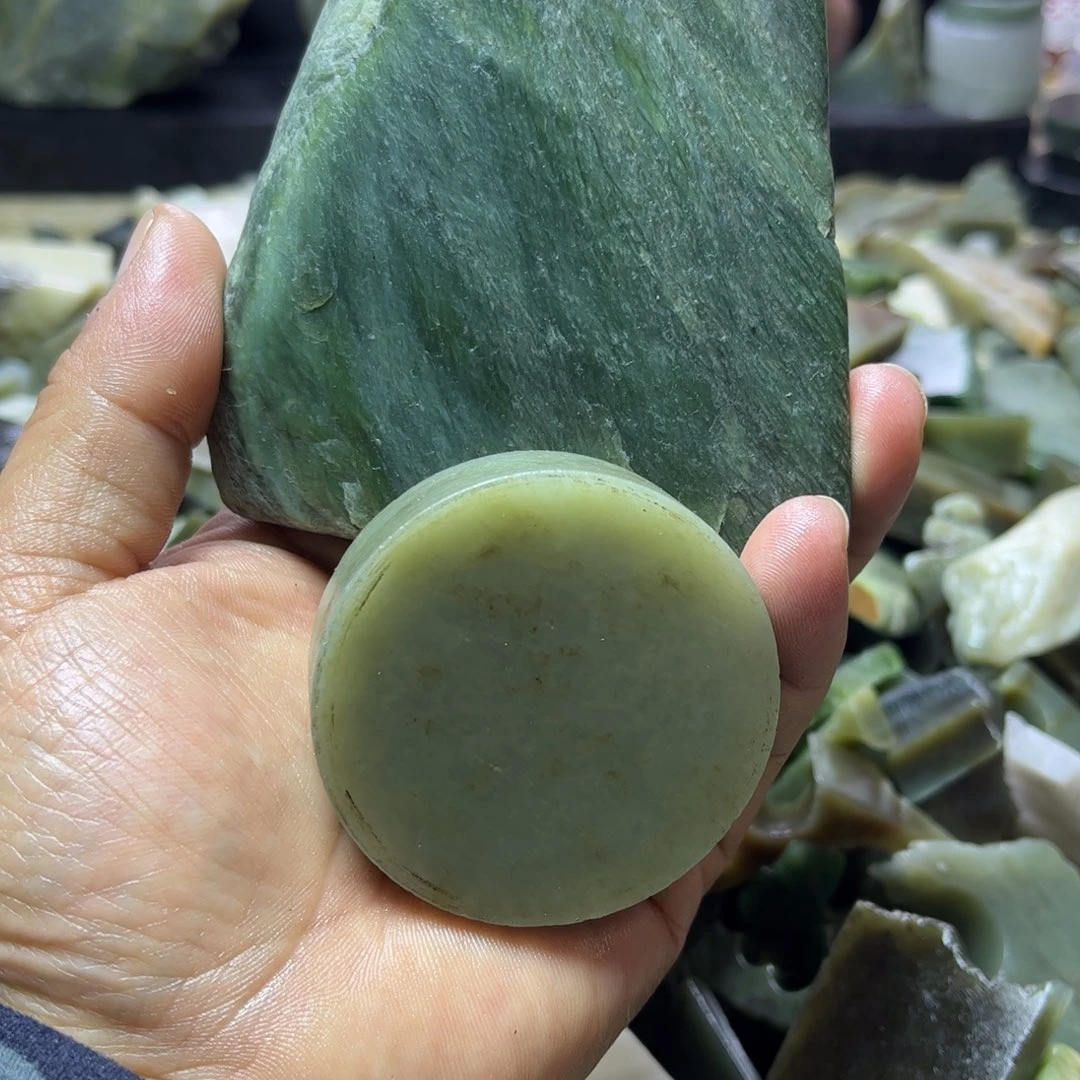 透闪石质玉项链未镶嵌桦****》