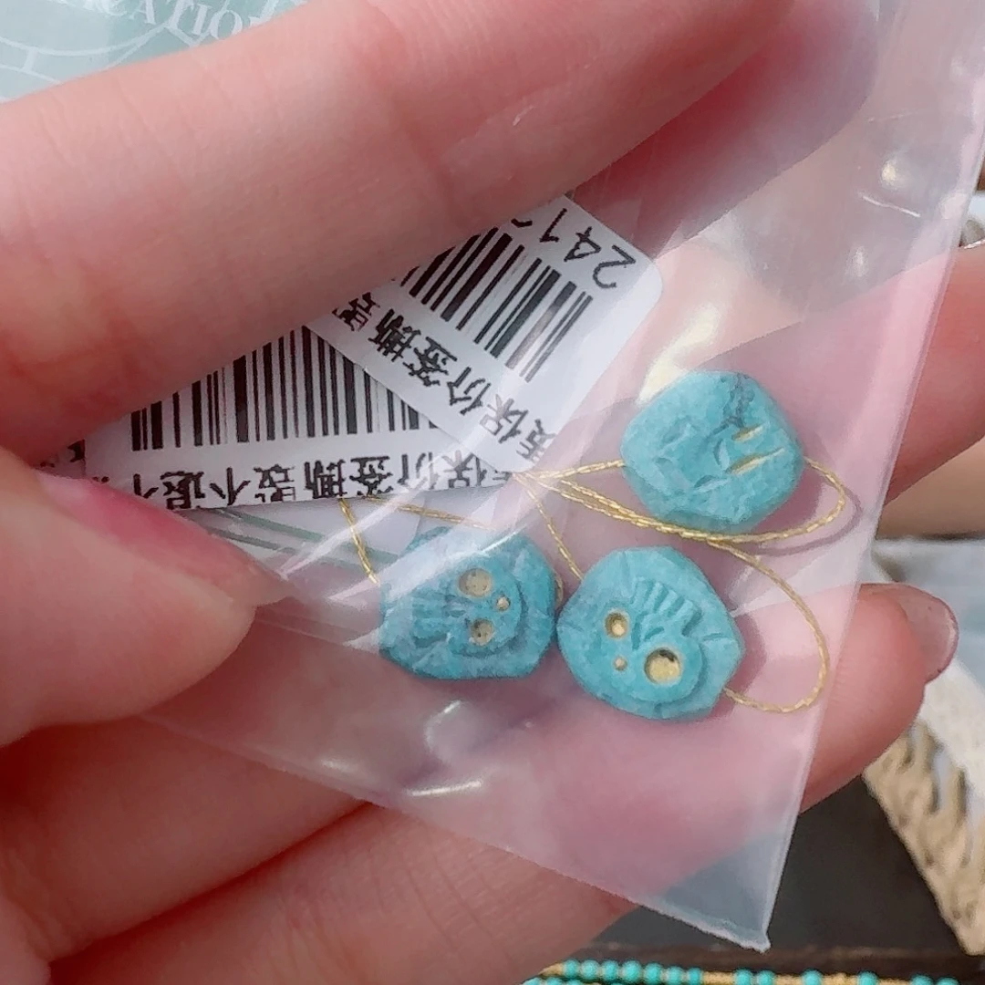未镶嵌绿松石珠宝奇石