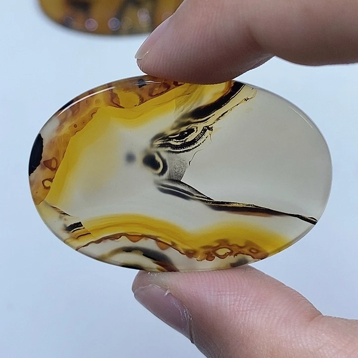 玛瑙/玉髓未镶嵌珠宝半成品
