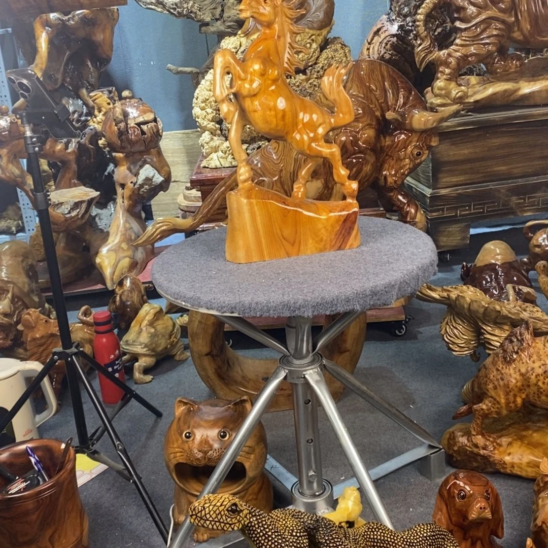 D***G木木雕摆件香樟木马到功成