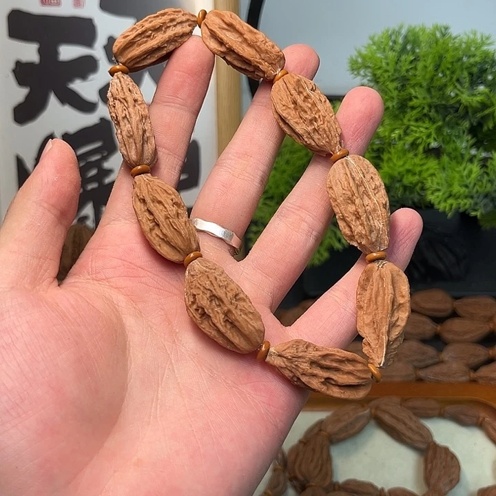 文玩核桃吊坠朋核桃41