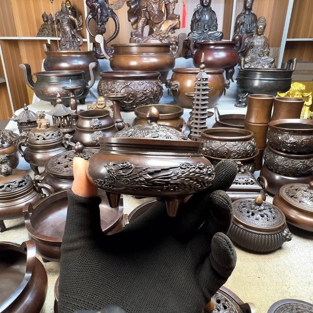 杨***飞薰香炉铜摆件铜工艺品