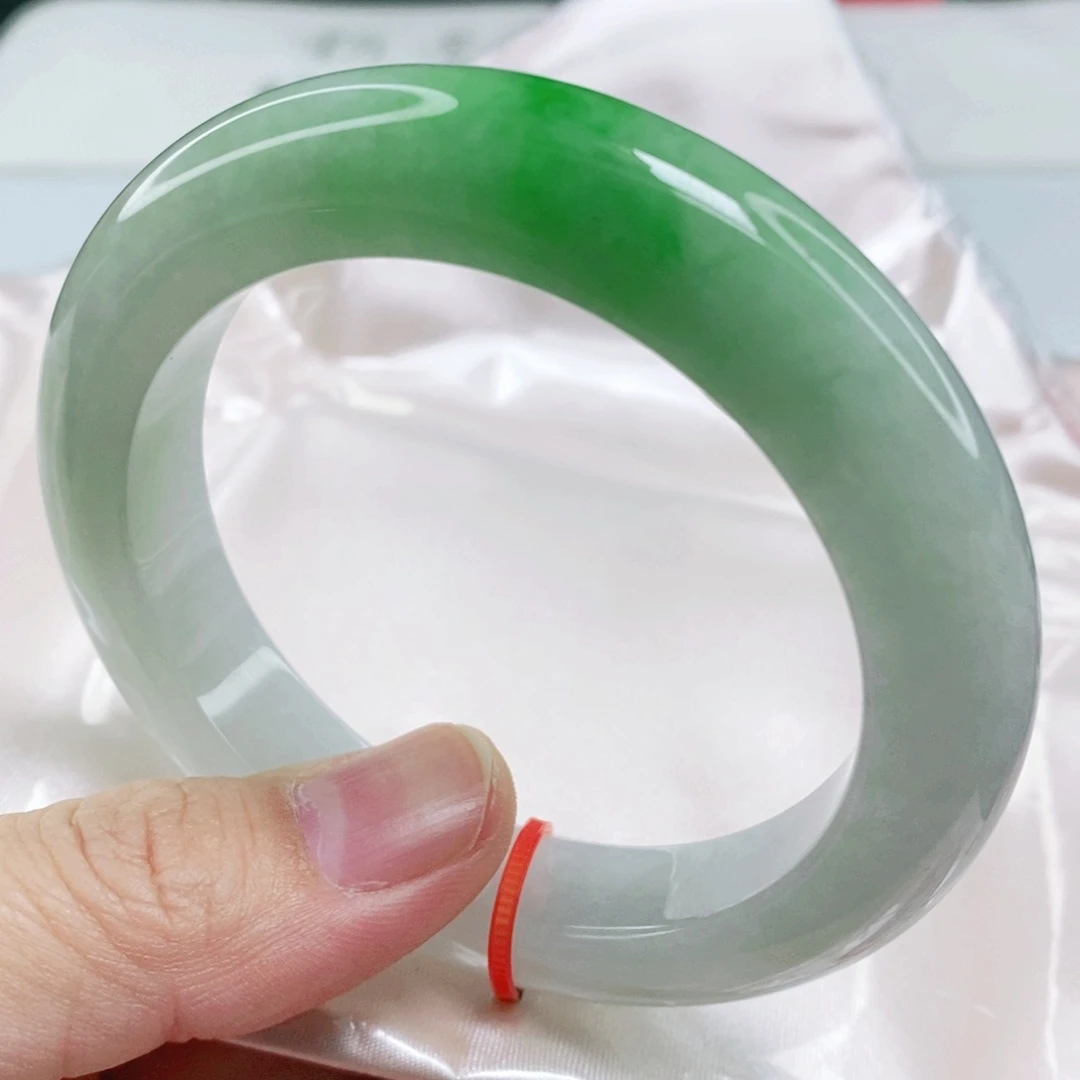 未镶嵌手镯翡翠56.5圈口闭眼冲