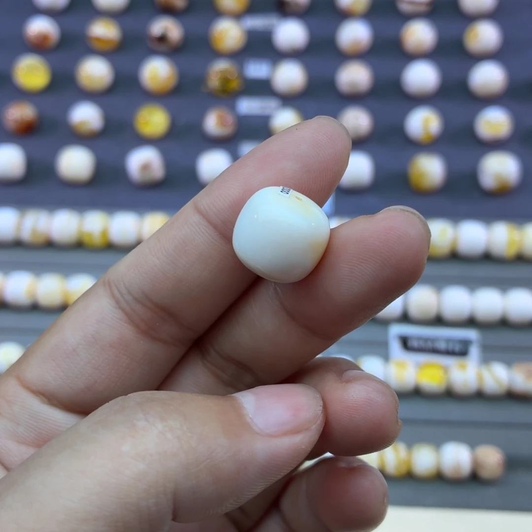 琥珀未镶嵌裸石13加老型