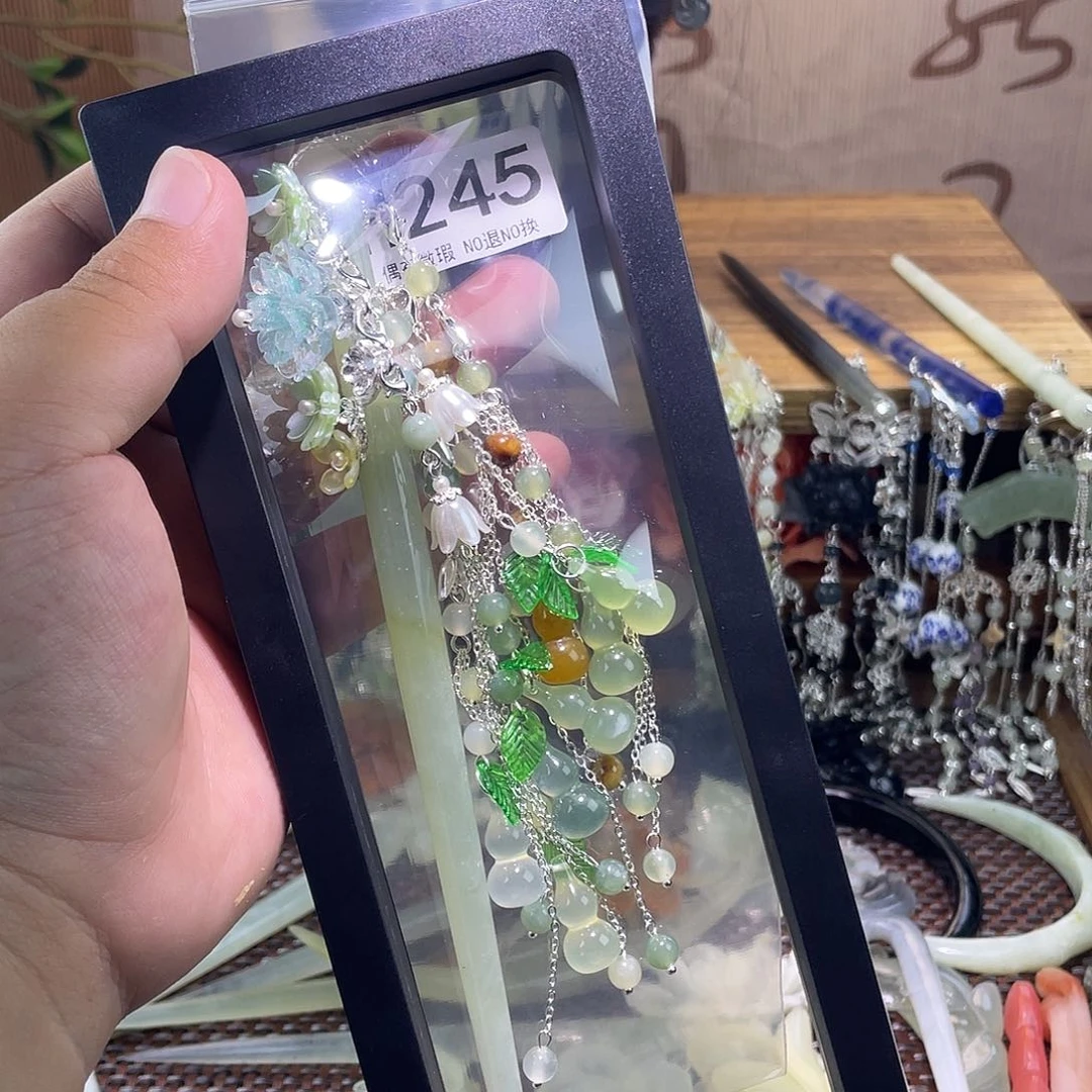 嫣***然蛇纹石玉未镶嵌发饰