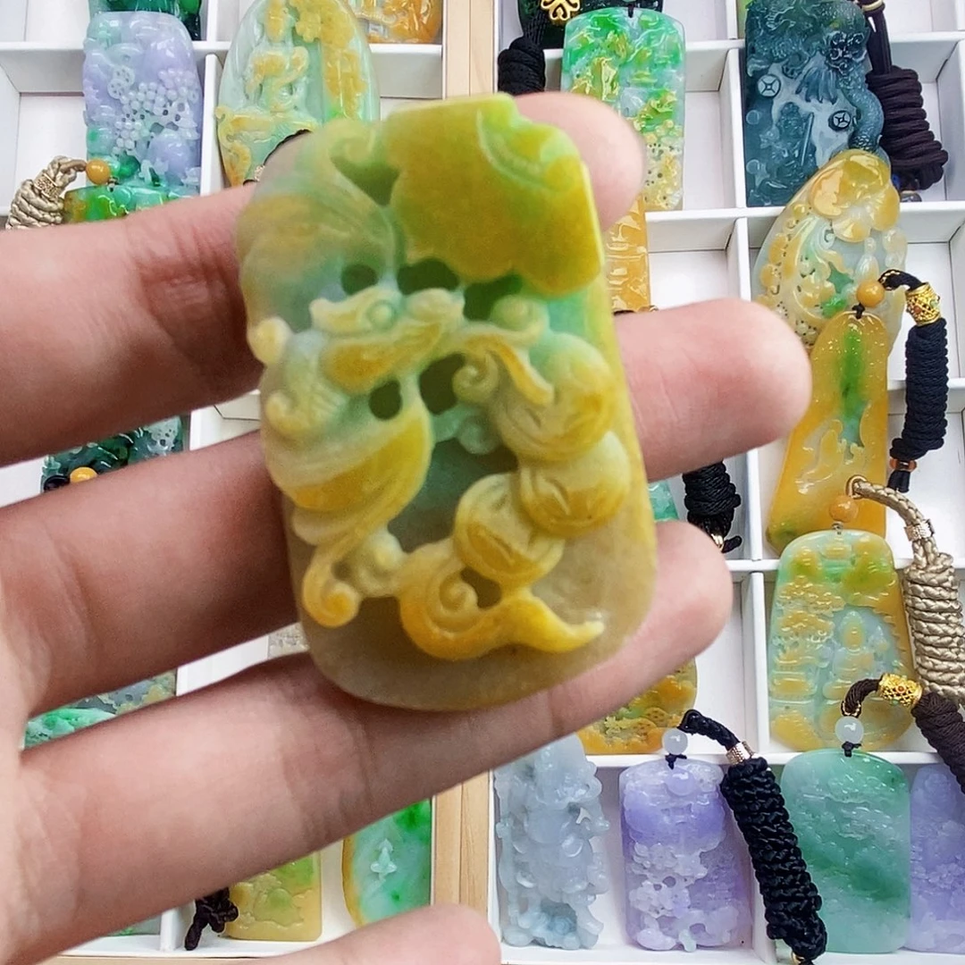 翡翠未镶嵌颈饰天然翡翠