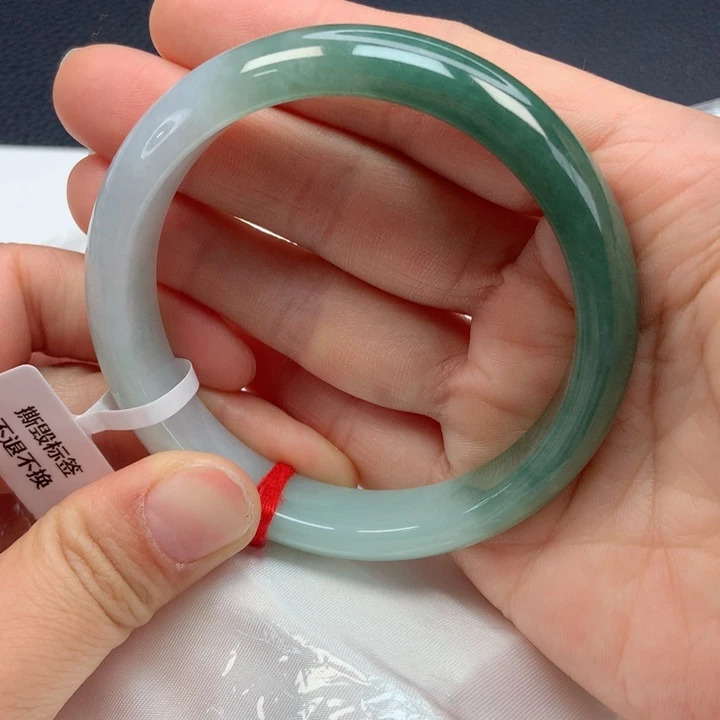 翡翠手镯未镶嵌K****259圈