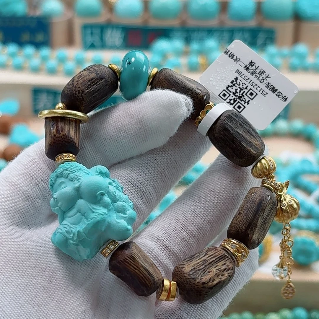 绿松石未镶嵌珠宝奇石