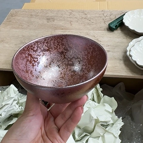 瓷器。  瓷器。瓷器。