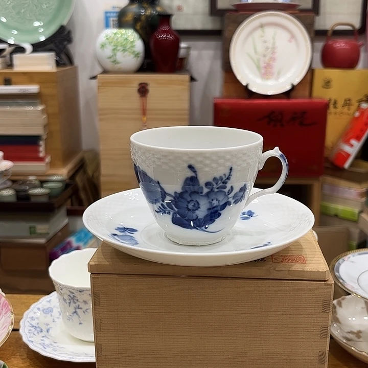 杯西和哈哈哈真的好