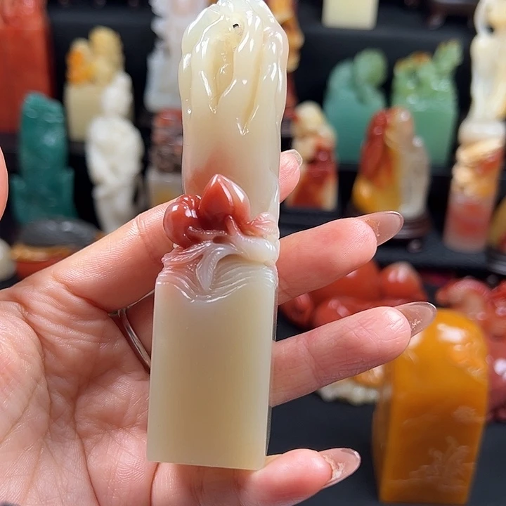 寿山石老性芙蓉石