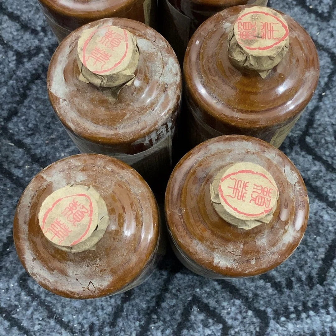 东***司瓷片瓷器花瓶摆件等各种