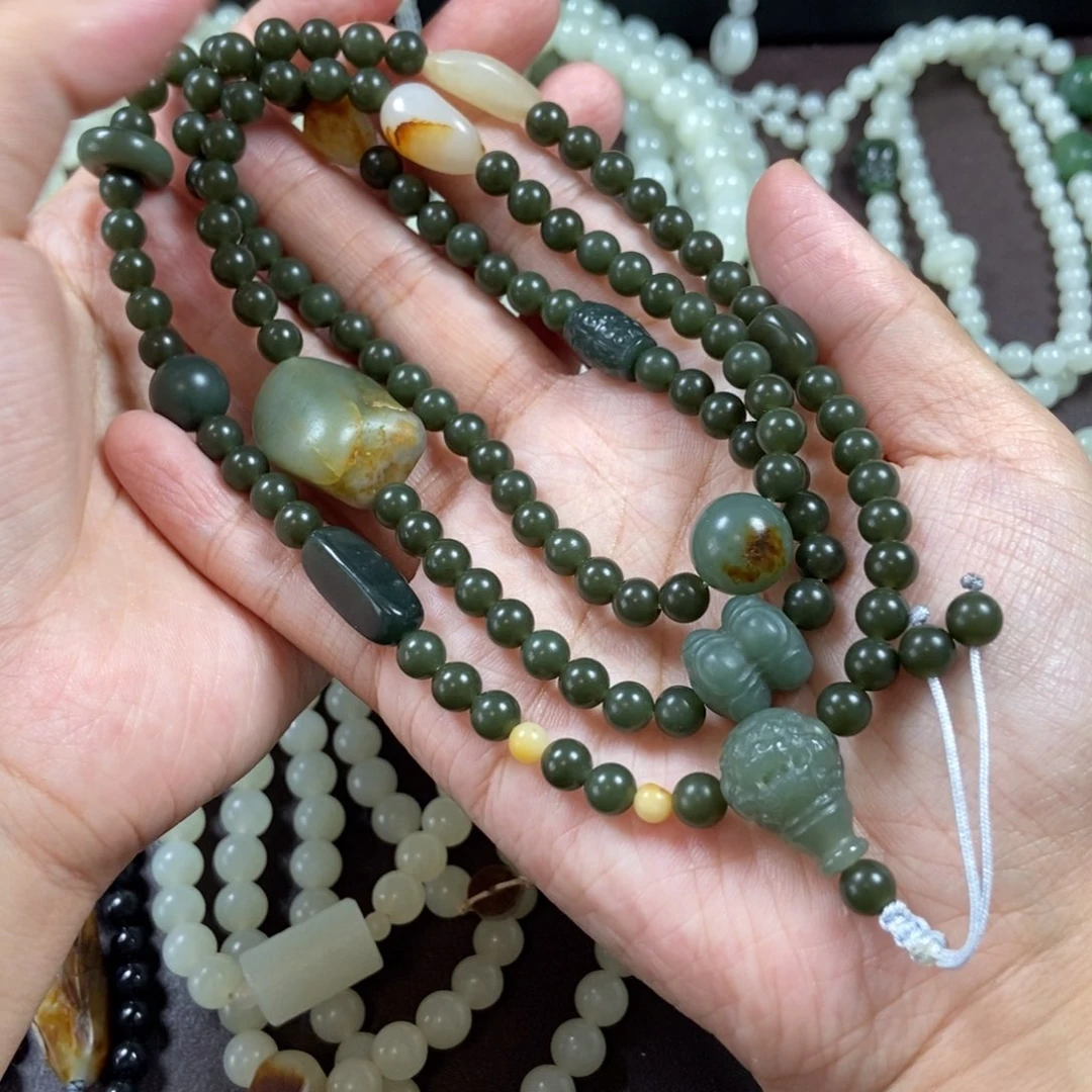 肉***麻未镶嵌和田玉挂件