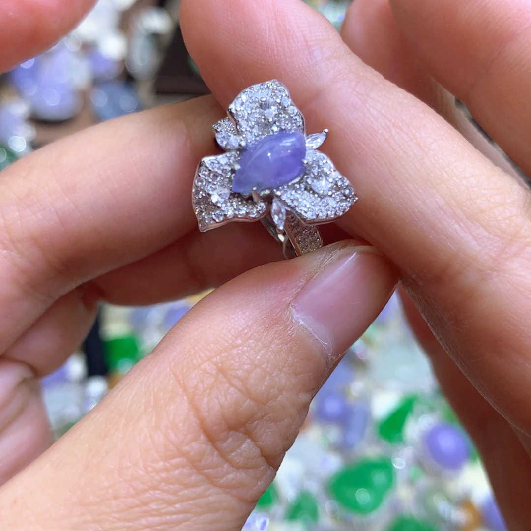 翡翠颈饰银S925镶嵌翡翠吊坠