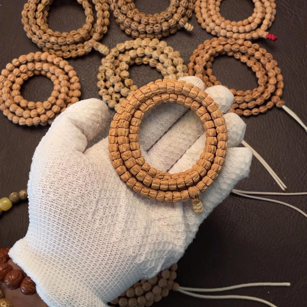 吊坠柏香籽/百香籽龙脊顺