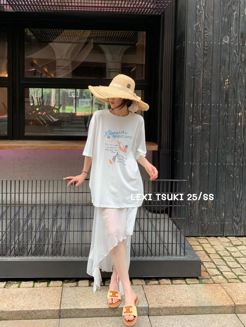 LEXI福秒（9LX7996#）美人鱼  大版字母涂鸦印花T恤9-618