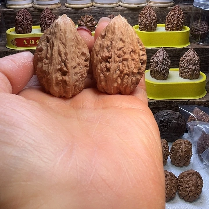 核桃32号车放漏漏放漏