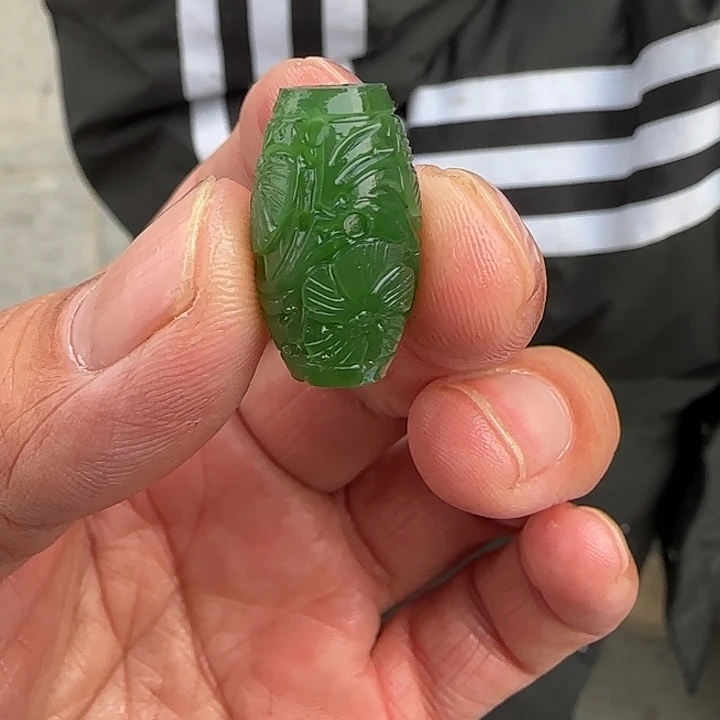 和田玉（碧玉）颈饰未镶嵌