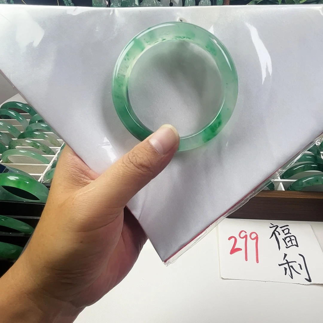 石英质玉手镯未镶嵌59