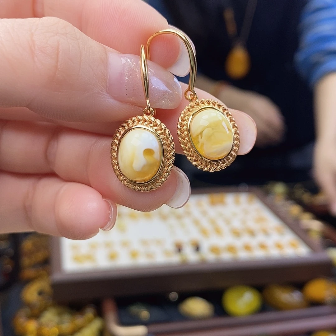 琥珀未镶嵌裸石成品