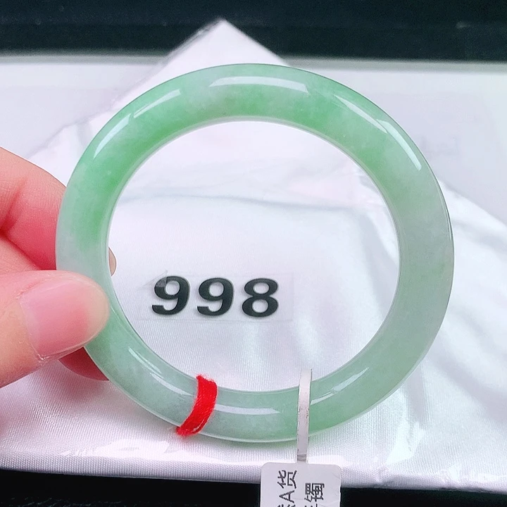 翡翠未镶嵌手镯（圆镯）998