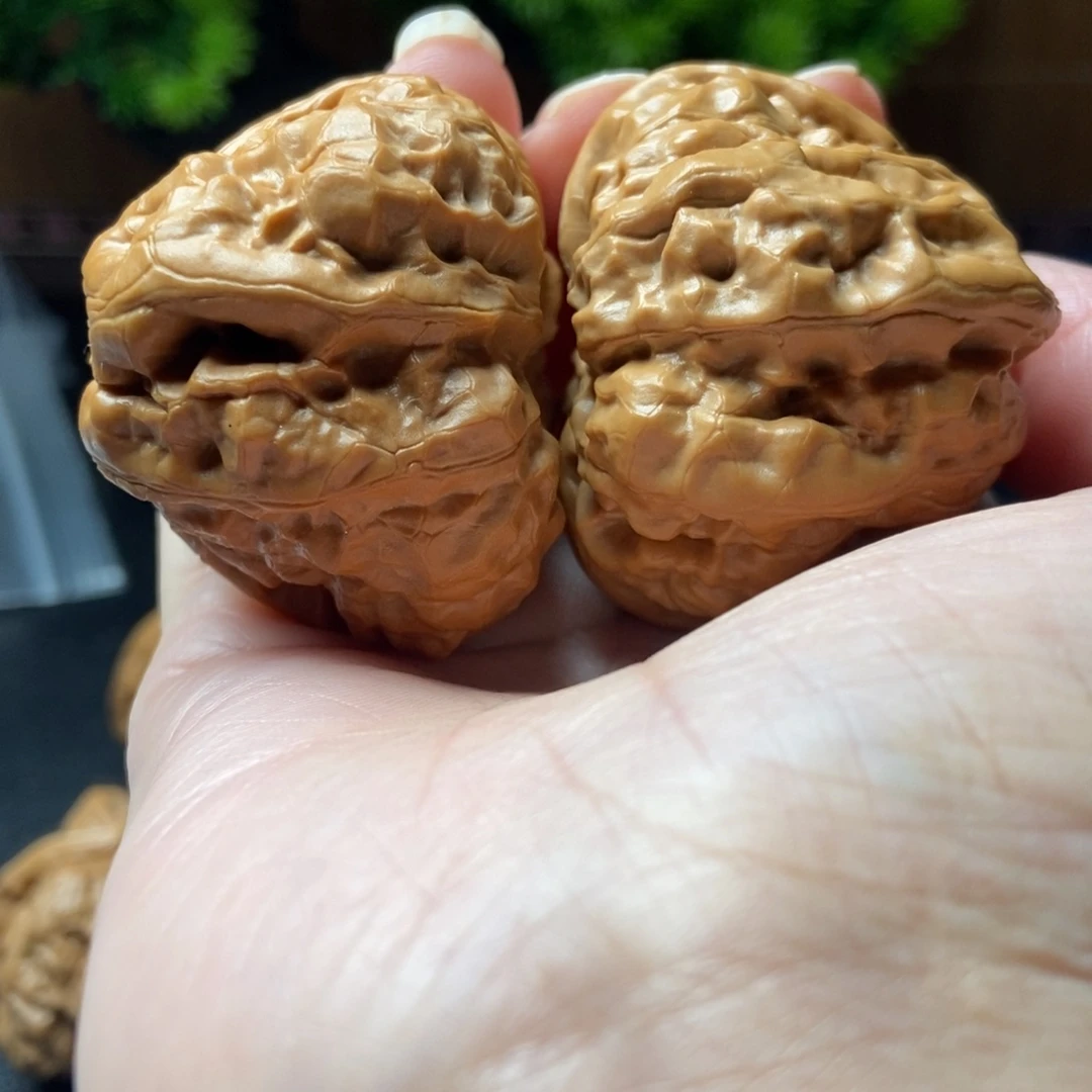 文玩核桃把件蛤蟆头