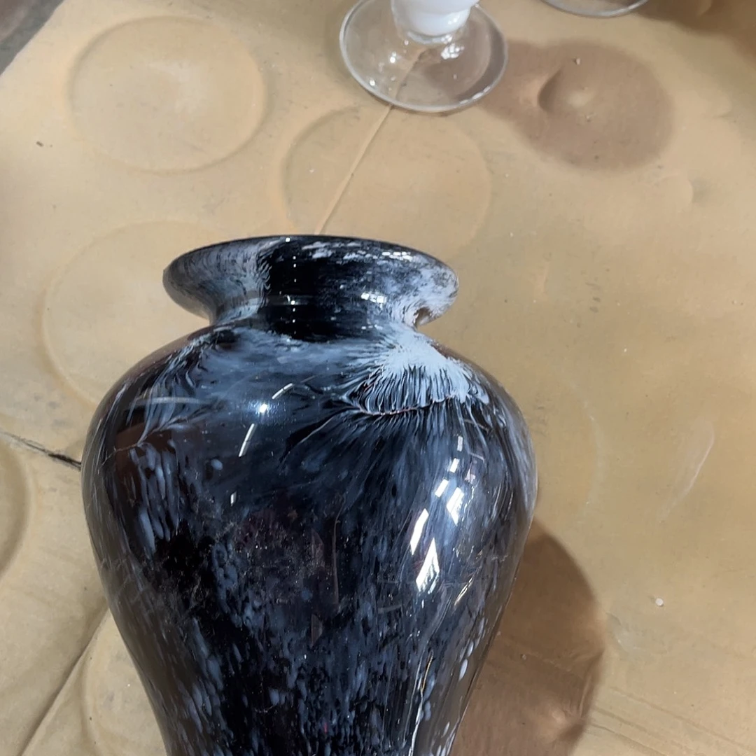 琉璃淄博琉璃，手工花瓶