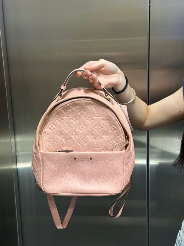 95新 LouisVuitton/路易威登 樱花粉压花牛皮手提双肩包 九成新