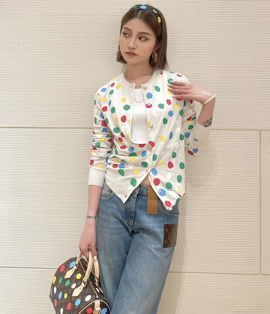 全新未使用 LouisVuitton/路易威登  aa一九九五 山羊绒 开衫xs码