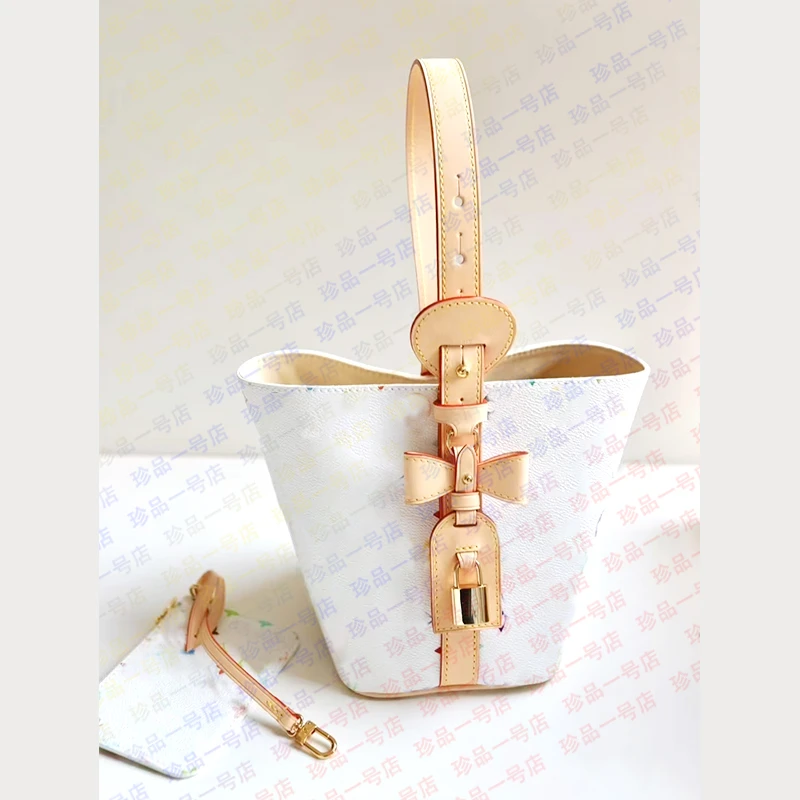 2025【ALL IN BB三彩/16*18cm】刚五金时尚女包