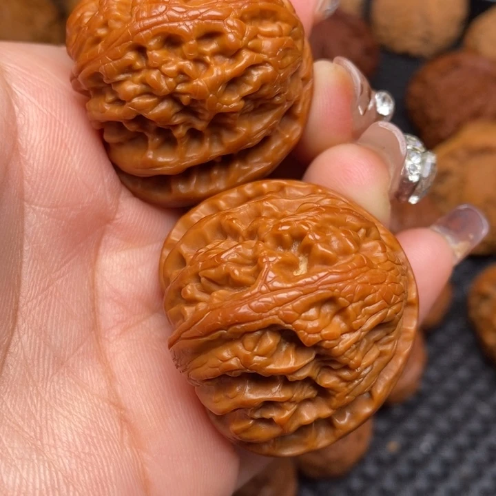 吊坠文玩核桃秦岭野生文玩核桃1