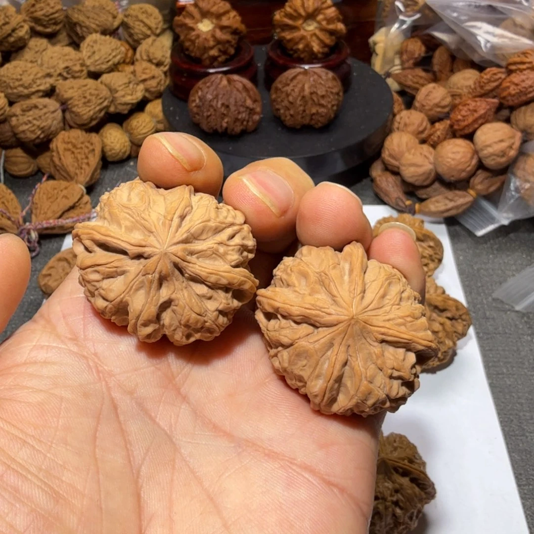 文玩核桃把件玉玺四棱41