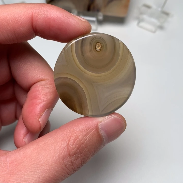 玛瑙/玉髓吊坠(不含链)未镶嵌路*