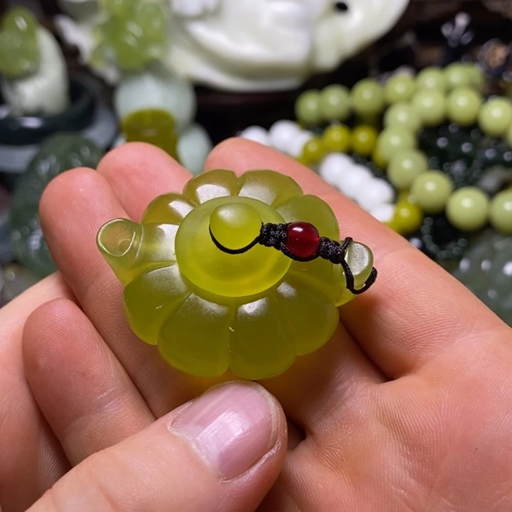 岫玉未镶嵌岫玉挂件
