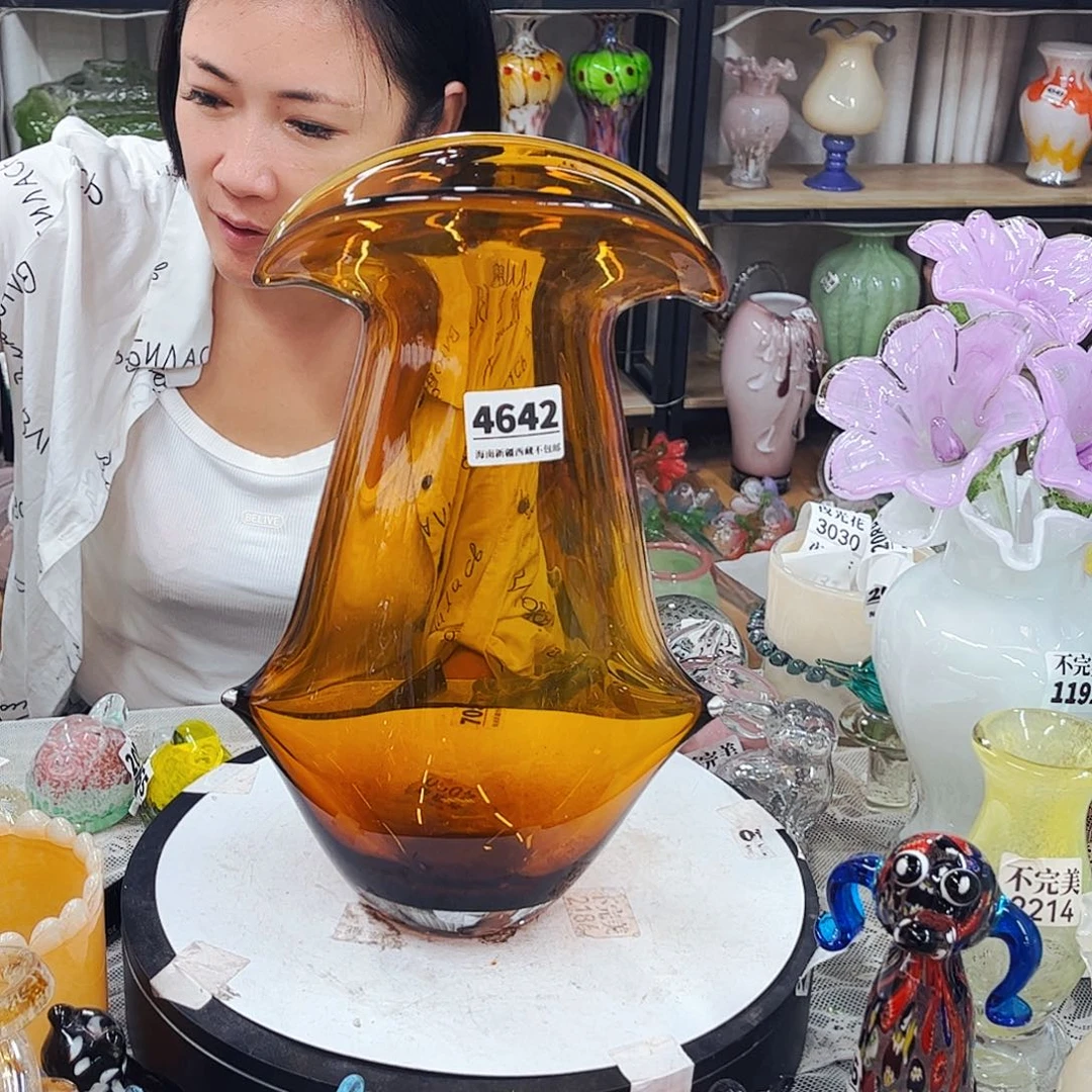 4642 家悦琉璃工艺品