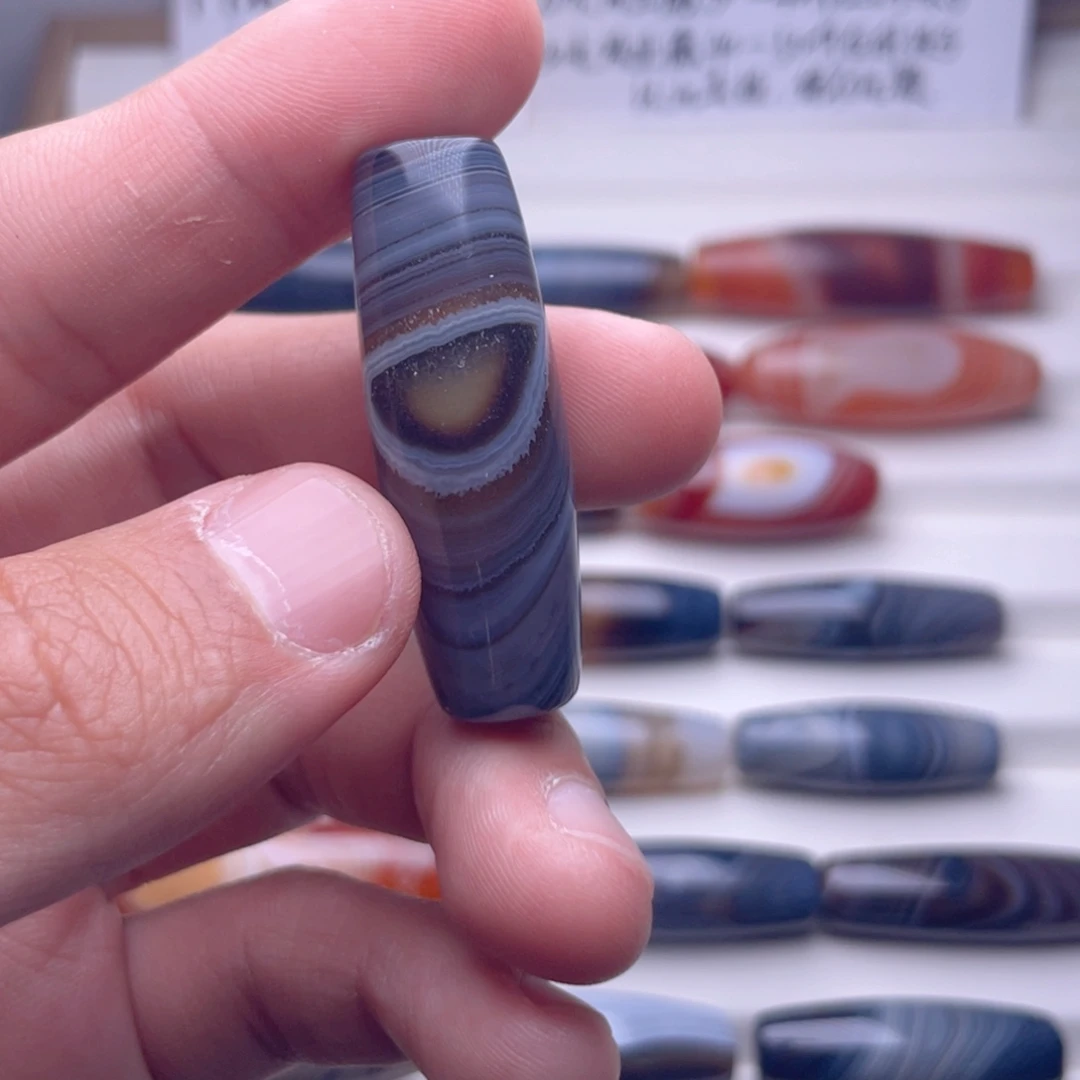 永***5玛瑙/玉髓颈饰合金