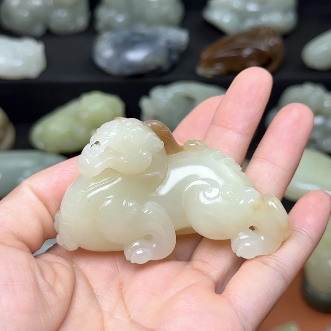 未镶嵌和田玉（糖玉）把件