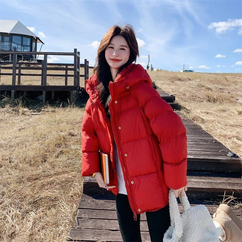 红色版型好看短款连帽泡芙羽绒服女冬2025新款白鸭绒保暖减龄外套